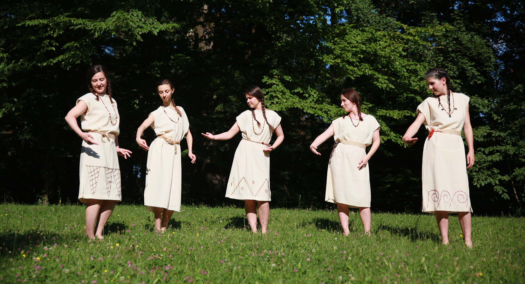the-forgotten-movement-a-re-construction-of-prehistoric-dances-exarc